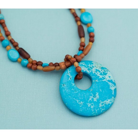 Vintage Turquoise Wood Pendant Necklace 18 Inches E15 - Picture 1 of 4
